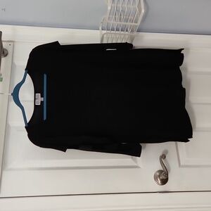 JM Collection black tunic top. Size M.